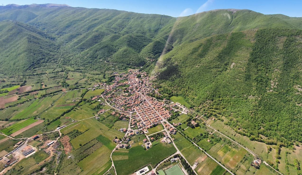Immagine di copertina per Riduzione del flusso idrico presso i comuni di Collelongo e Villavallelonga.